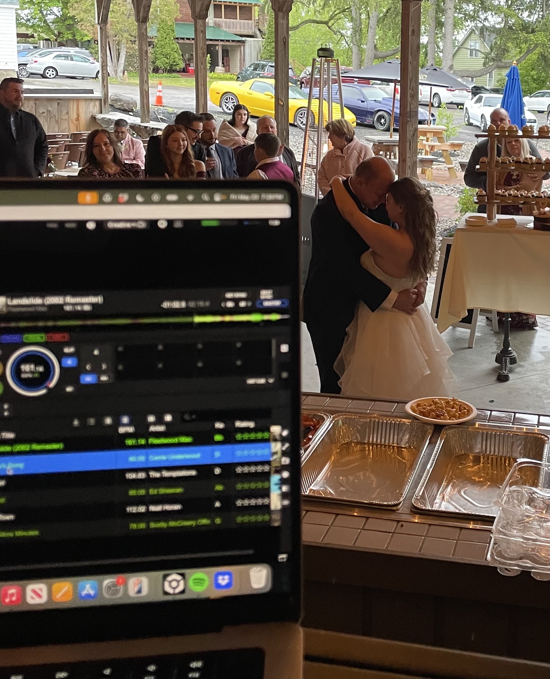 DJ Vito Wedding Dancing